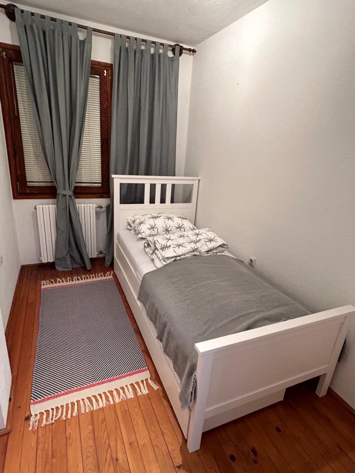 Domus Est Alba Villa *
