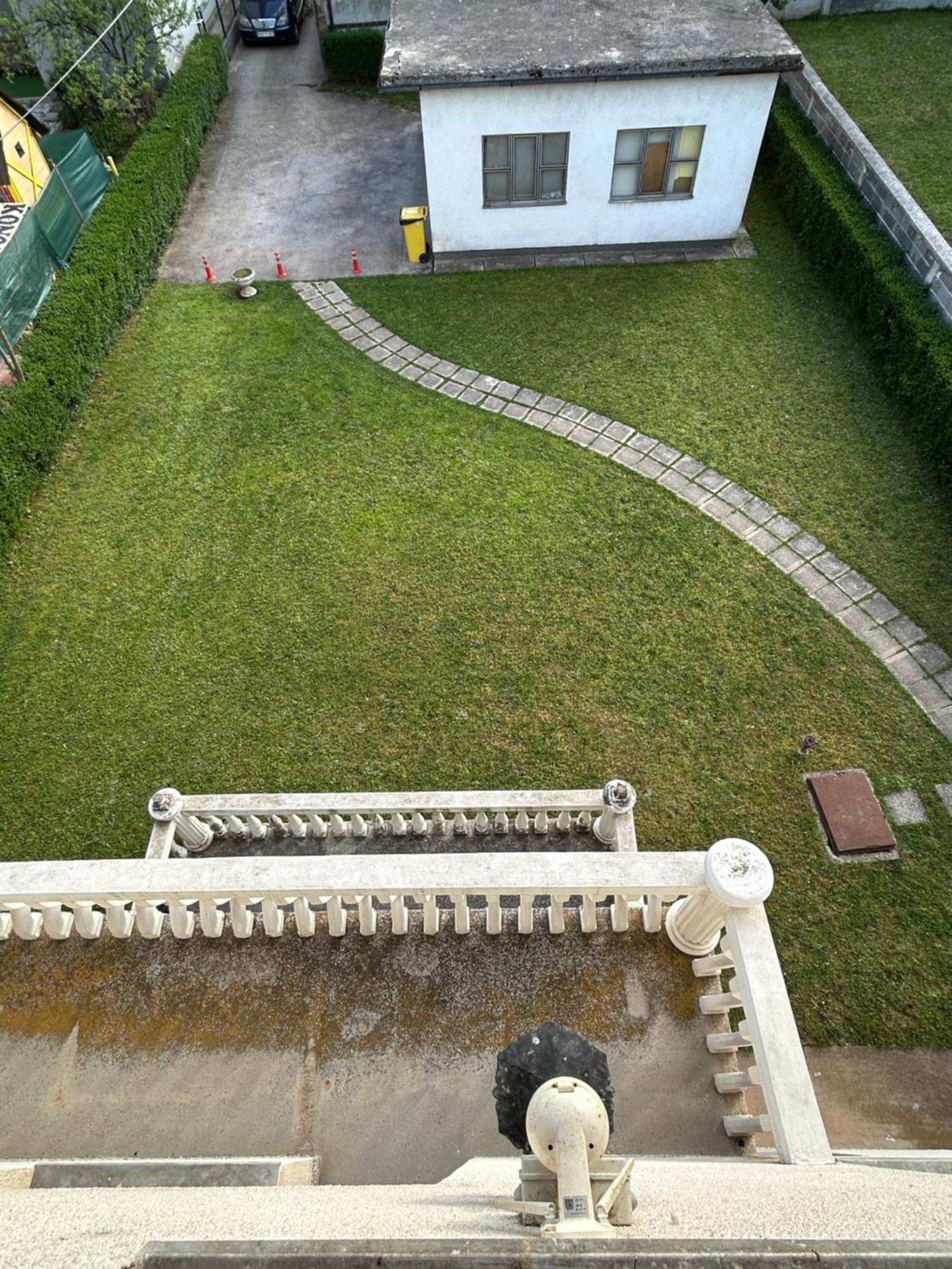 Villa Domus Est Alba *